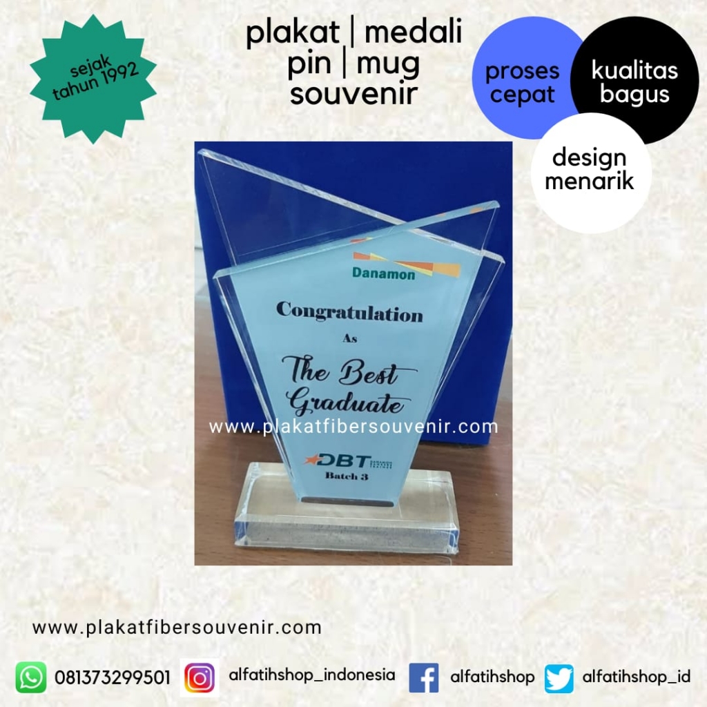 Trophy Akrilik