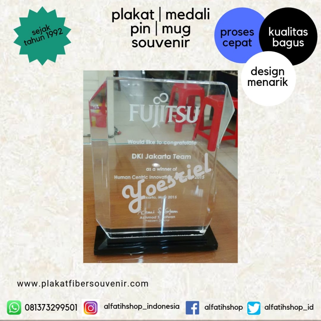 Plakat Akrilik Fujitsu