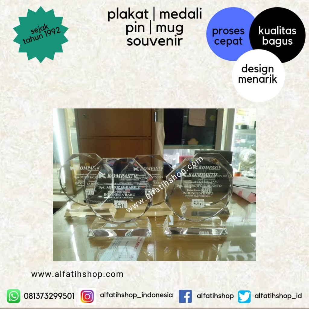 Plakat Akrilik Blok M