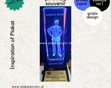 Plakat Crystal Wisuda Ilmu Pelayaran Makasar
