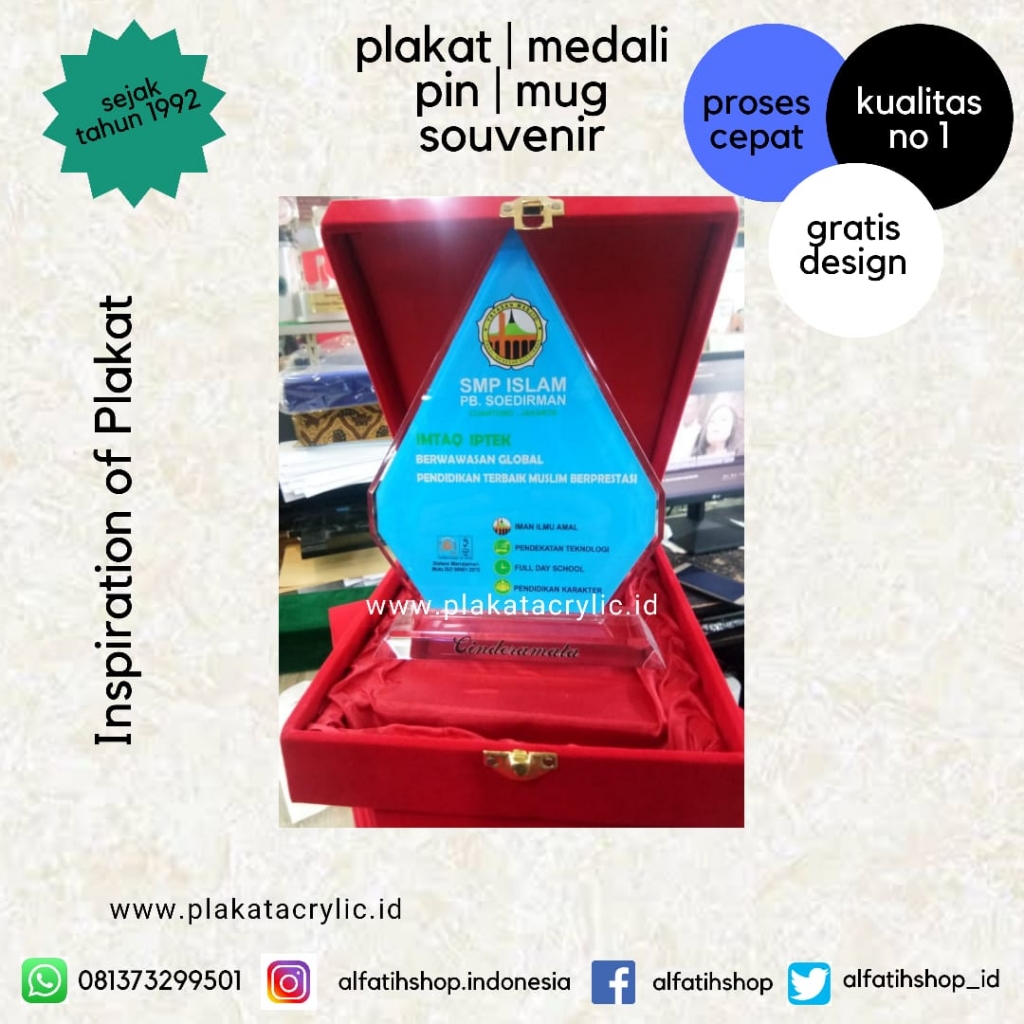 Plakat Akrilik SMP Islam PB Soedirman