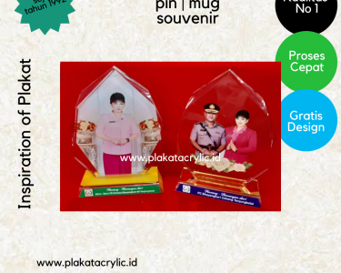 Plakat Akrilik Kenang-kenangan