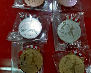 Medali Emas