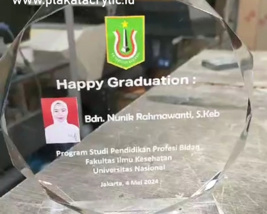 Plakat Akrilik Wisuda Unas