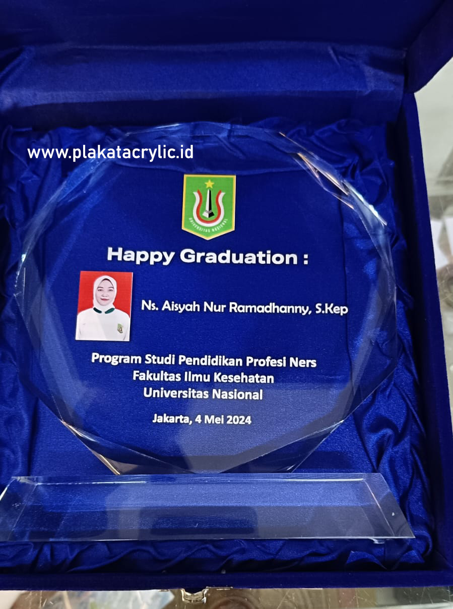 Plakat Akrilik Wisuda Unas + Box