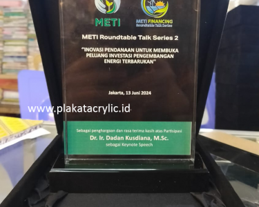 Plakat METI Sekjend Kementerian ESDM RI