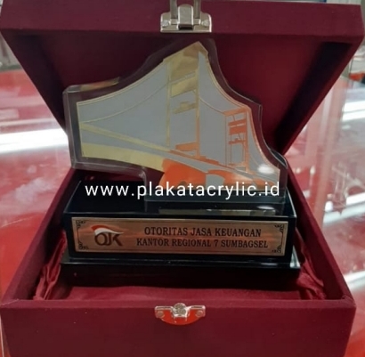 Plakat Fiber Otoritas Jasa Keuangan Sumbagsel